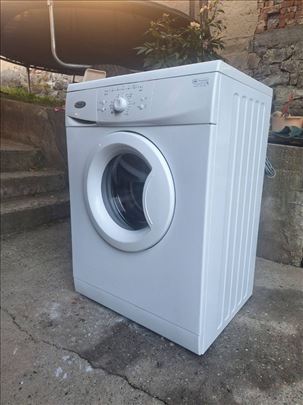 Veš mašina Whirlpool 5kg - Ispravna, testirana