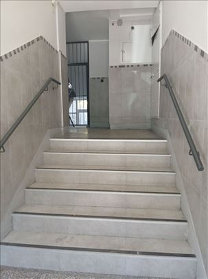 Cenrar, Sarajevska 66m2+2 terase