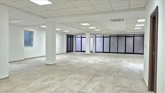 Poslovni prostor 420m² | Džona Kenedija | NBG