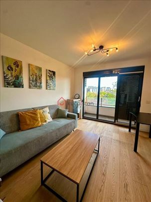 Premium Vračar apartment with garage 73m2