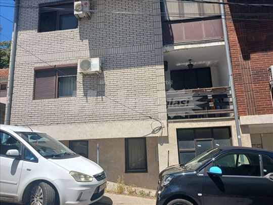 Stan na Ćalijama, Karaburma