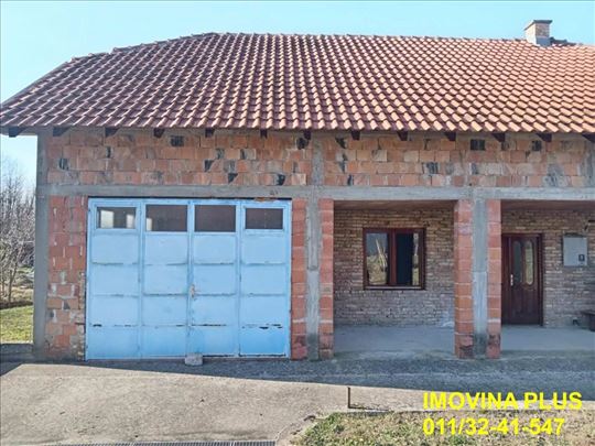Lazarevac, Vrbovno-232m2