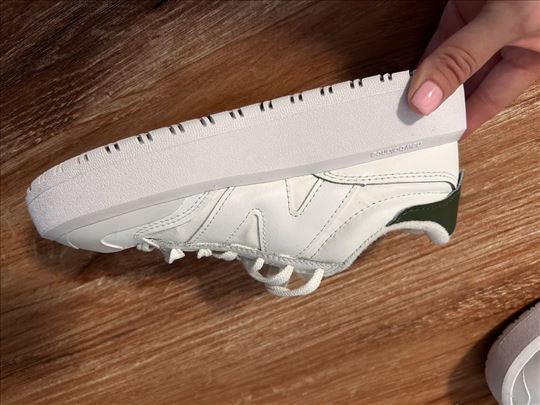 New balance patike