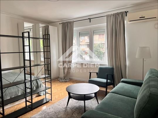 Savršeno organizovan, renoviran, pet friendly