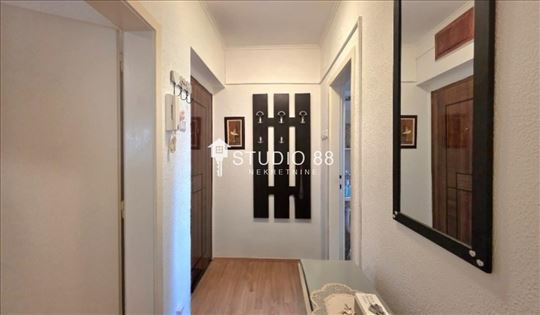 Zrenjanin, Lesnina, Stan, 1.0, 34m2