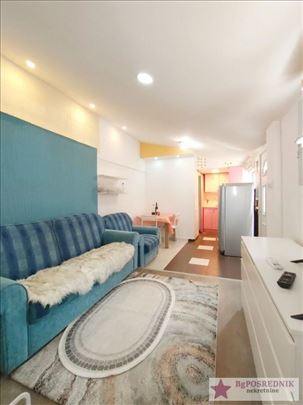 Zvezdara, Cvetkova pijaca, Čardaklijina, 27m2+7m2(