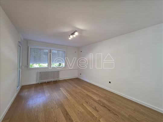 Stan,Novi Sad,Avijacija,kv: 48.00