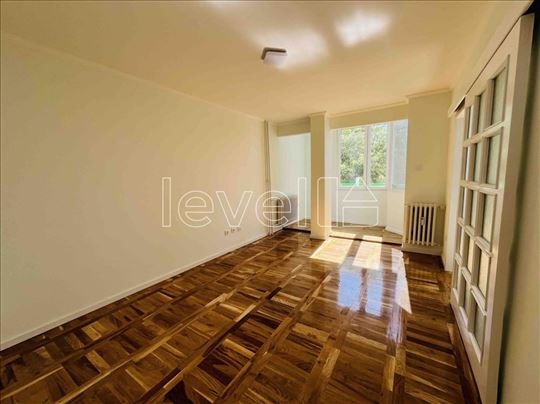 Stan,Novi Sad,Cara Dušana,kv: 47.00