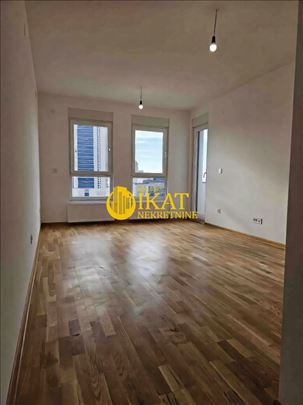 Stara Pazova 55m2, trosoban stan novije gradnje