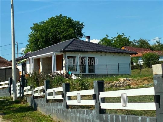 Barajevo, Guncati, kuća 142m2, plac 9 ari