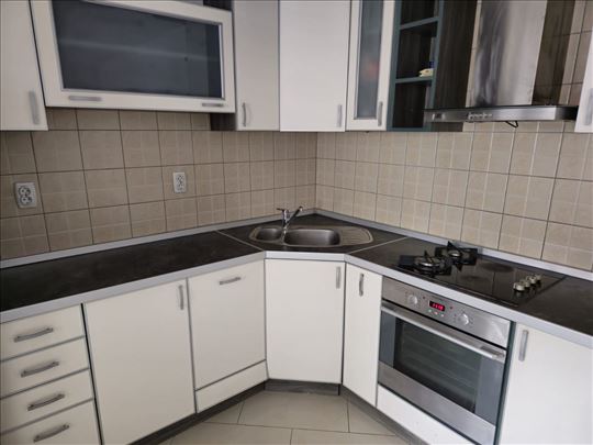 Dorćol, Drinčićeva,renoviran, uknjižen 2,0,42+40m2