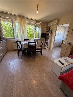 Konjarnik- Ustanička – renoviran stan 37 m²