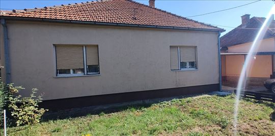 Kuća na Strelištu-Blizina tržnog centra Big