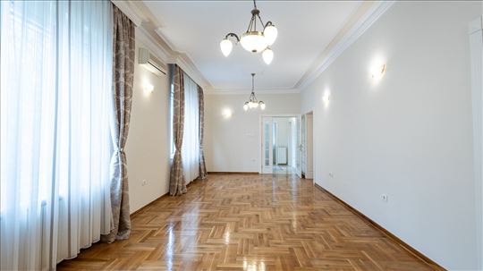 Kuća 232m2| Malog Radojice | Poslovna ili stambena
