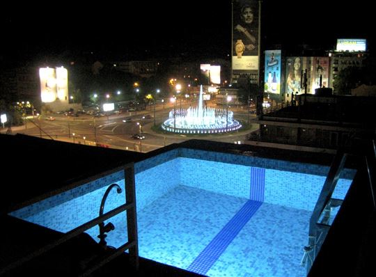 Slavija, jedinstven Lux penthouse poslovni prostor