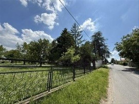 Zuce, gradjevinsko zemljište, 35 ari