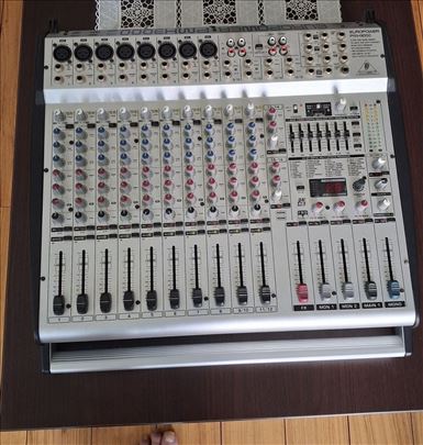 Behringer razglas sa miksetom 16 kanala, 2x400W