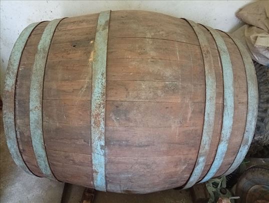 Dve htastove Bačve od po 1200 litara za vino