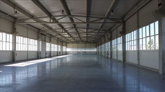 Hala-Magacin, 1.800 m2, Beograd - Šimanovci
