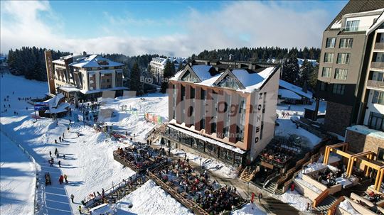 Kopaonik - Lux apartman sa garažnim mestom 