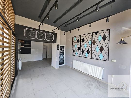 Lokal u Obrenovcu, 37 m²