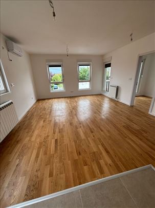 Medak padina,2-5,II,lift,60m2,useljiv,uknjizen