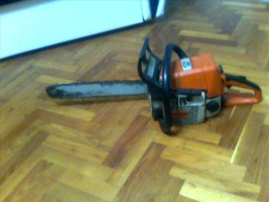 Motorna testera STIHL 023