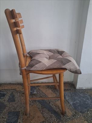 Stolice (ugostiteljske)