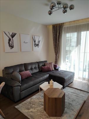 Zlatibor-centar-opremljen stan 42m2