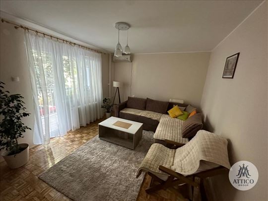 Kompletno renoviran dvosoban stan na odličnoj loka