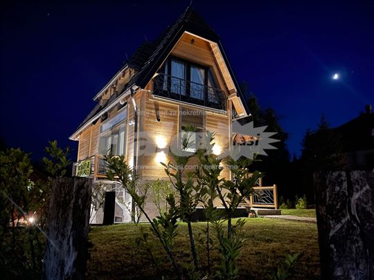 Kuća Mitrovac na Tari
