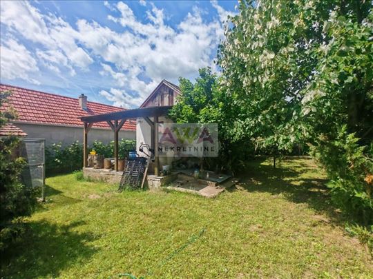 Sombor – Vikendica 53m², plac oko 9 ari
