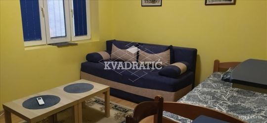 Stan kod Vukovog spomenika 25m2, EG, garsonjera, P