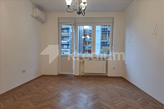 Deligradska 02 | Blizu Slavije | Renoviran | Odmah