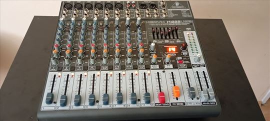 Behringer Xenyx X1222USB mikseta 16 kanala