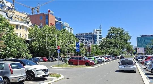 132m2 Kod Sava Centra / + garaža 22m2