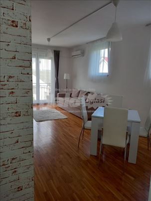 Cvetanova ćuprija, lux, 44m2