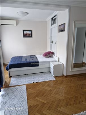Jednoiposoban stan na izdavanje
