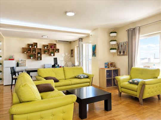 Lion, 3.5, Izuzetan Duplex stan