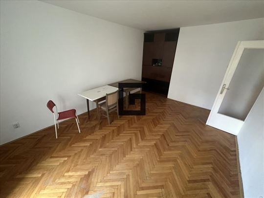 Porodičan 3.5 stan prekoputa BW, 82m2, terasa ID#1