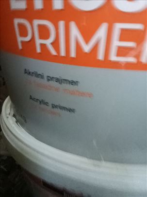 Prodajem isomatov akrilni bavalit 
