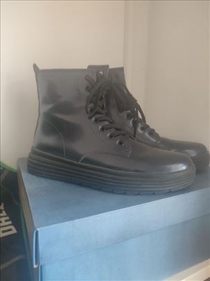 Geox 39
