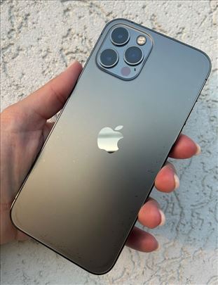iPhone 12 Pro top stanje !