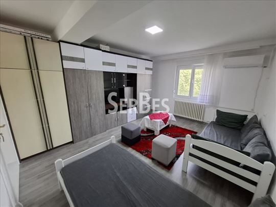 Izdajem odlican 1.0 stan 45m2 na Novom naselju ID