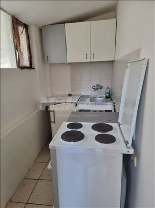 Izdajem stan na Dedinju