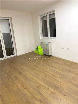 Nenamešten jednoiposoban stan kod Šivare ID#8460