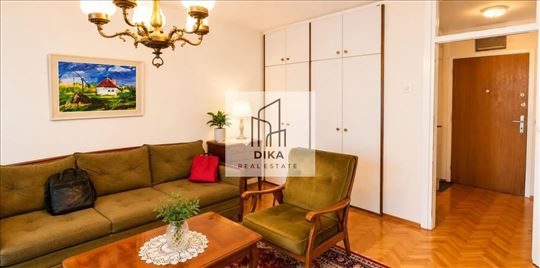 Odličan - 1.5 - Blok 19a - uknjižen