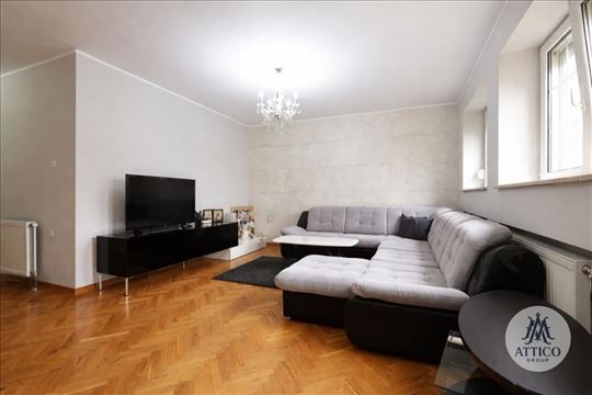Odličan porodičan stan u srcu Starog grada – 78 m²