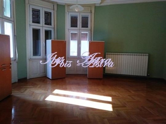 Salonski stan za izdavanje Skadarlija ID#611537