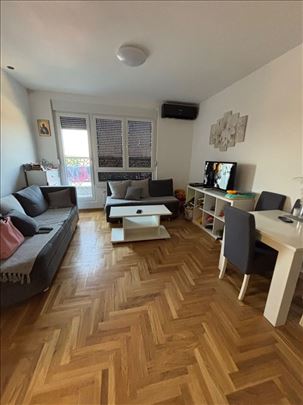 Borča,kod Putnika,1-5,IV,43m2,uknjizen,90.000e